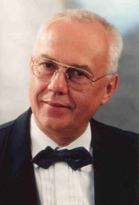 Chorleiter Reinhold Stiebert